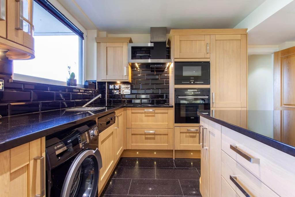 Thames View Apartment, Imperial Wharf London Eksteriør bilde